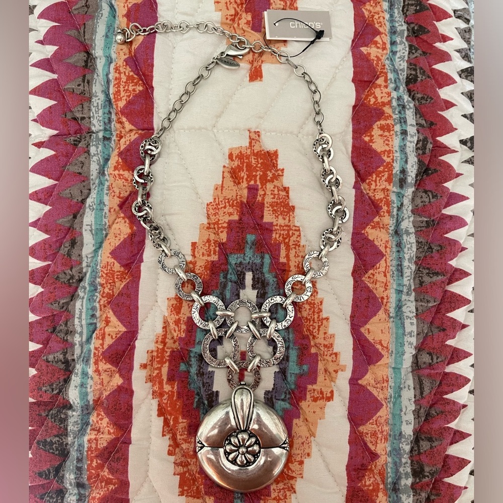 Short Artisan Circlet Pendant Necklace